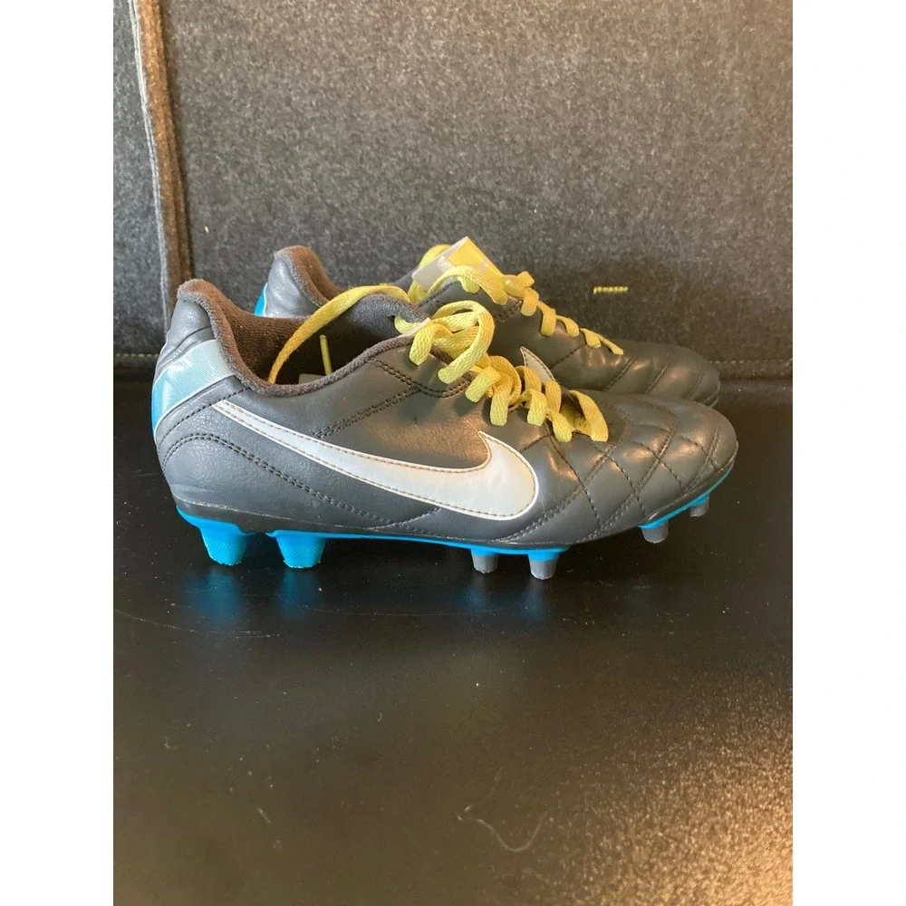Nike Youth Soccer Cleats Gray Blue Volt Size 6Y EUR 36.5‎ 524939-017